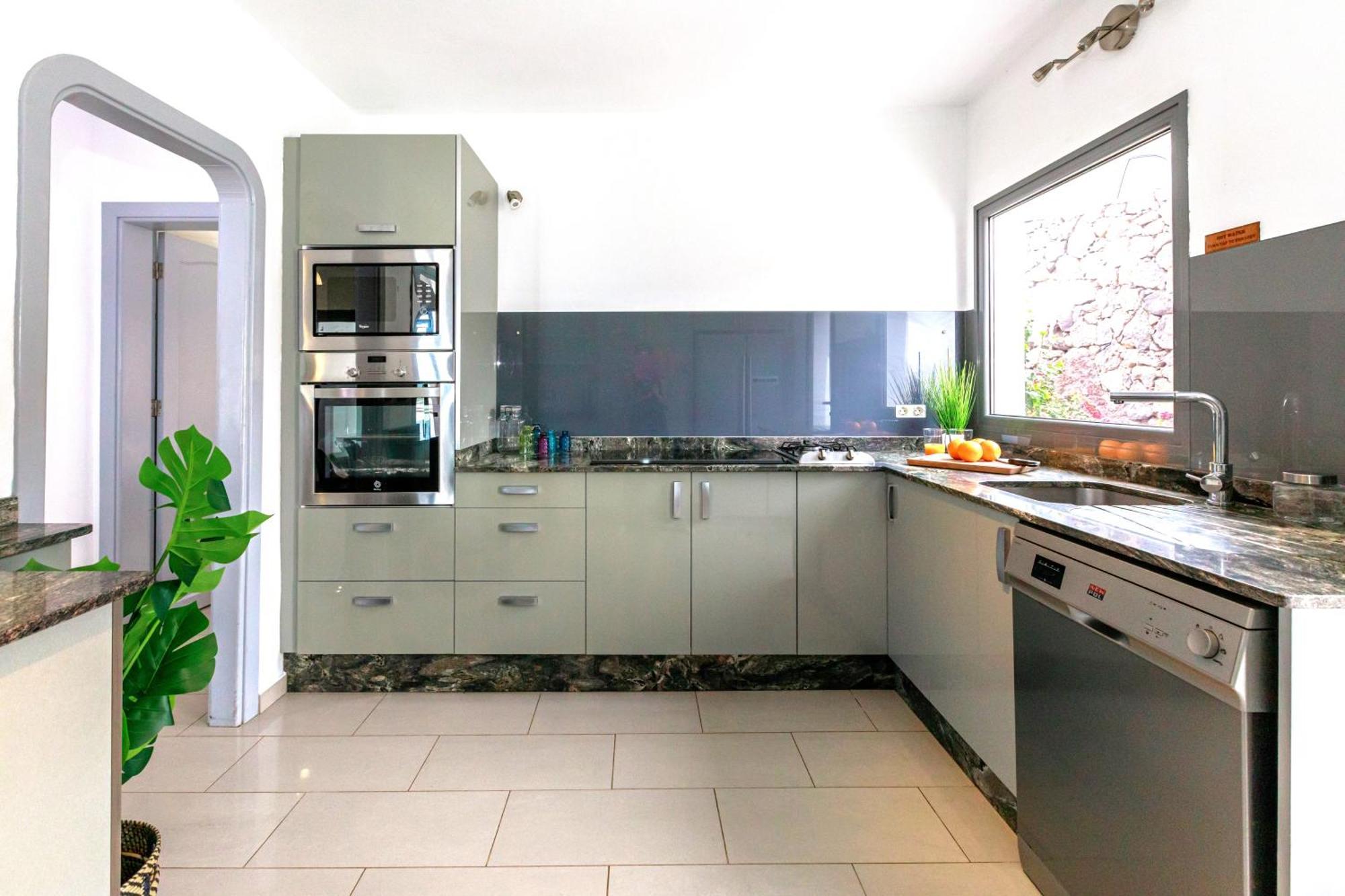 Luxus Villa Mit 5 Schlafzimmern, Heated Pool, Ps4, Fitnessraum Tabayesco 외부 사진
